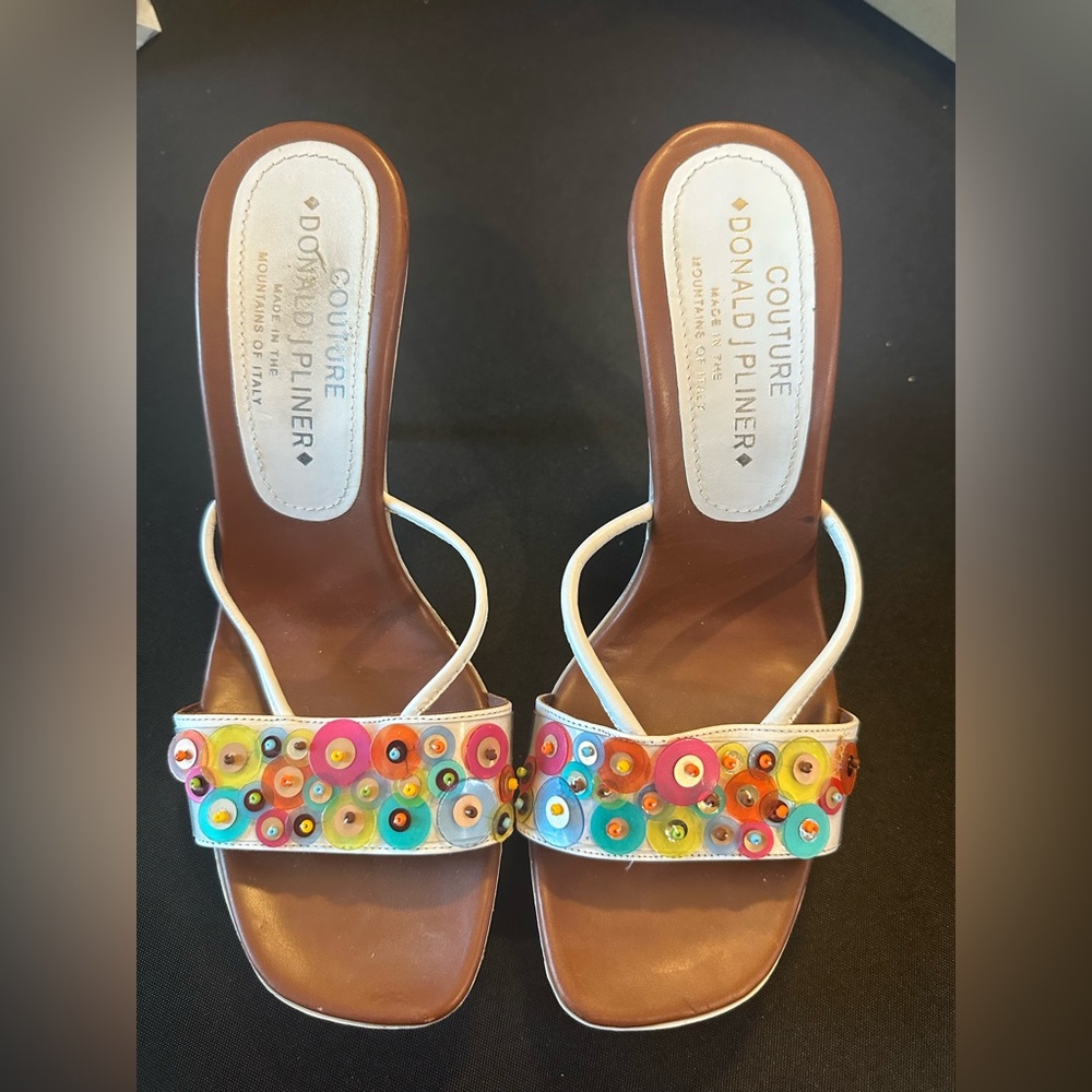 DONALD J PLINER Couture Colorful Disc Embellished Heels